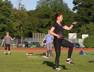 Outdoor-Fitness auf dem Georgii-Stadion