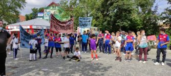 1000 SchülerInnen ohne Sportplatz!