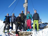 Skitouren, Kinderskikurse und Schneeköniginnen