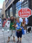 Demo für die Schließung aller Schlachthäuser