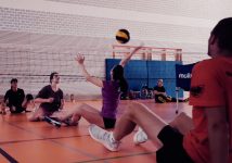 Sitzvolleyball: Volleyball auf hohem Niveau, nur e