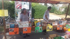 Bücherflohmarkt beim Zollberger Bürgerfest