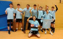 Esslinger U16 Volleyballer sind Bezirksmeister