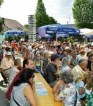 Hocketse rund um den Brunnen