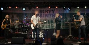 WEIL – Dirty Saints rockt die Lukaskirche…