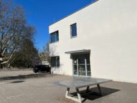 Freitag in der Schulmensa Seracher Straße 50