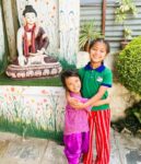 Neue Mädchen in den Kinderhäusern in Kathmandu