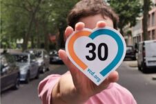 Bei Tempo 30 braucht man fast doppelt so lang?