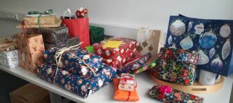 Frohe Weihnachten mit der Wunschbaumaktion