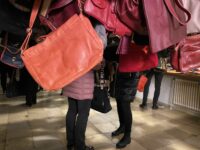 Eine Tasche wird zur guten Tat