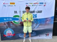 Tim Beyer erläuft Platz 5 beim Stuttgart-Lauf