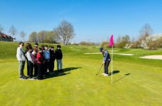 Golfplatz statt Klassenzimmer