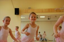 Neuer Kurs „Kreativer Kindertanz“ ab 4 Jahre