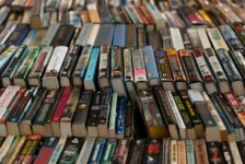 Bücherspenden für Zollbergfest-Flohmarkt gesucht